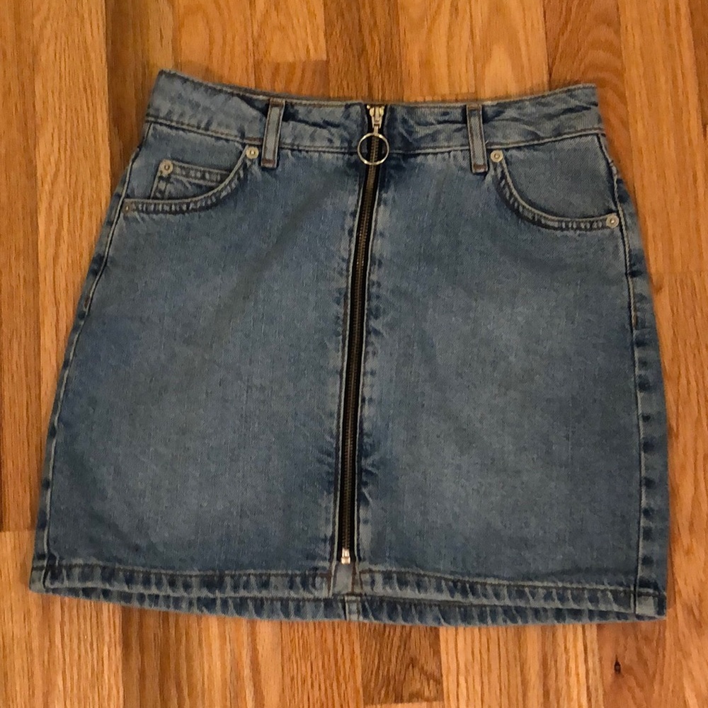 Topshop Moto 4 mini Denim Skirt light wash jean